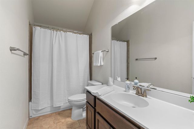 133 Kirkhill ST, Hutto, TX 78634