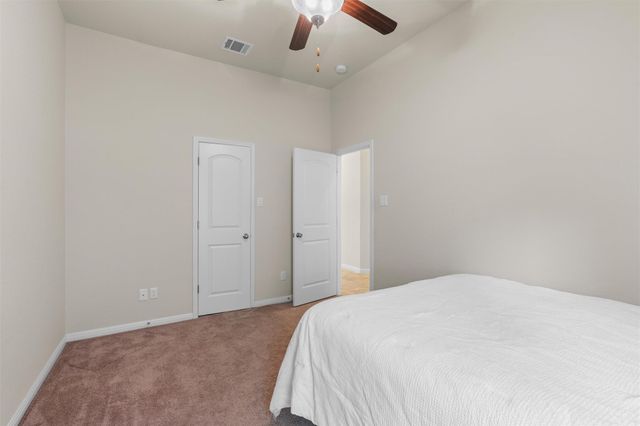 133 Kirkhill ST, Hutto, TX 78634