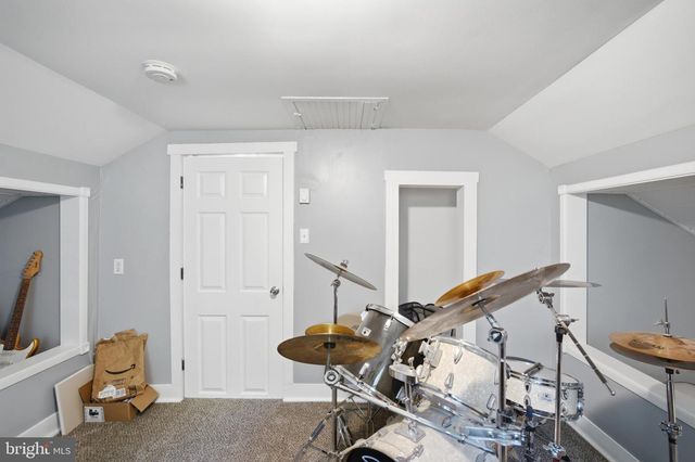 991 HAMMONDS MILL RD, Hedgesville, WV 25427
