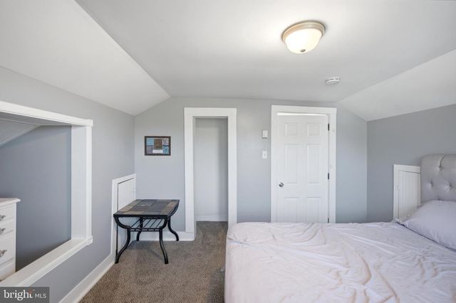 991 HAMMONDS MILL RD, Hedgesville, WV 25427