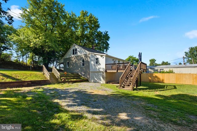 991 HAMMONDS MILL RD, Hedgesville, WV 25427