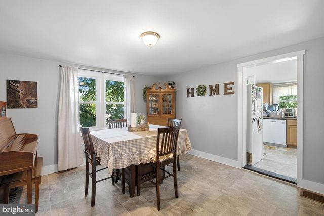 991 HAMMONDS MILL RD, Hedgesville, WV 25427
