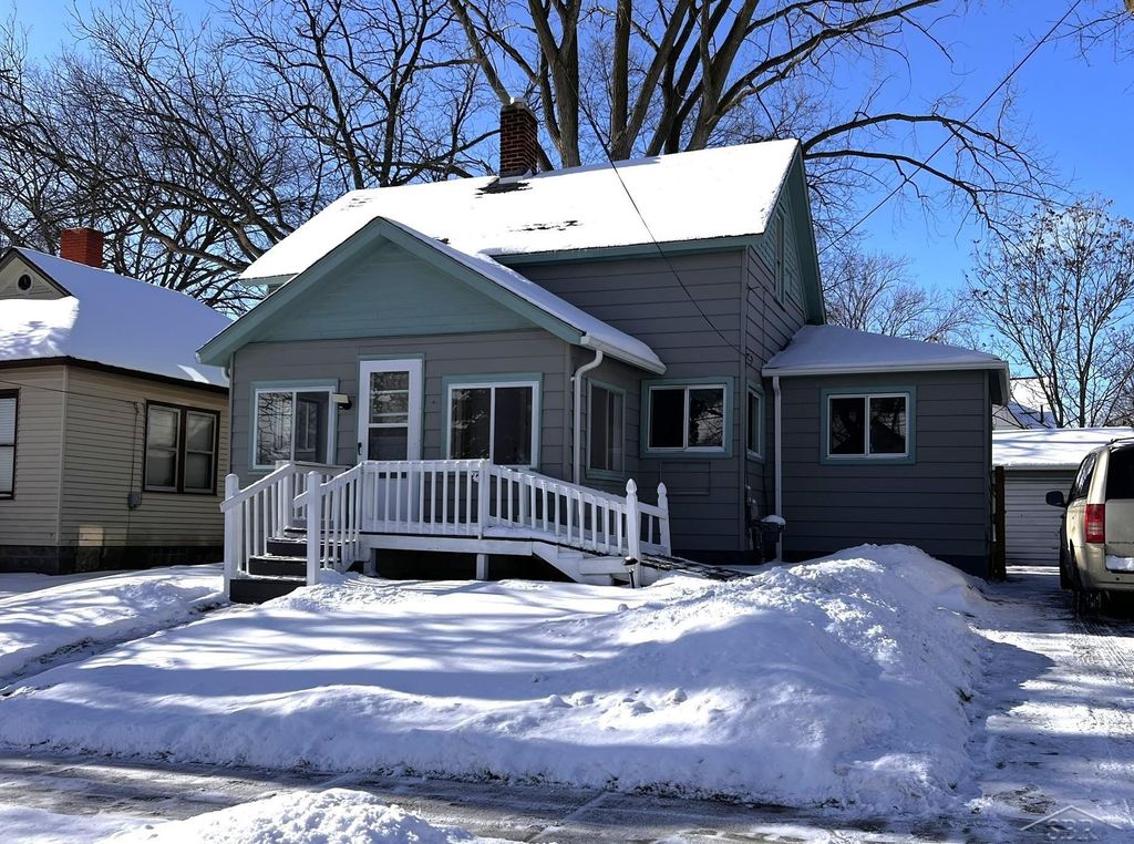 304 S Erie Street, Bay City, MI 48706