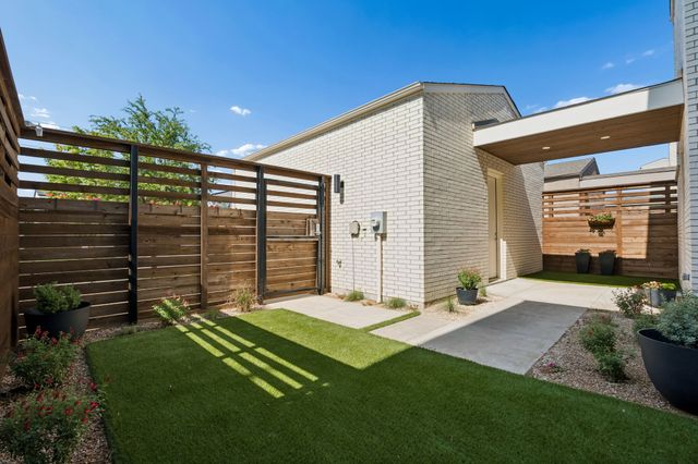 3320 Walchard Court, Dallas, TX 75229