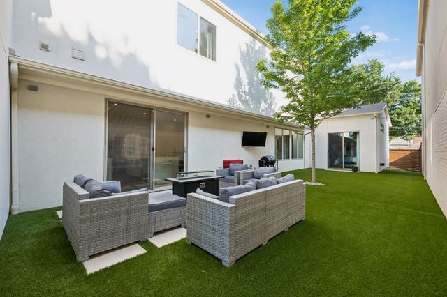3320 Walchard Court, Dallas, TX 75229