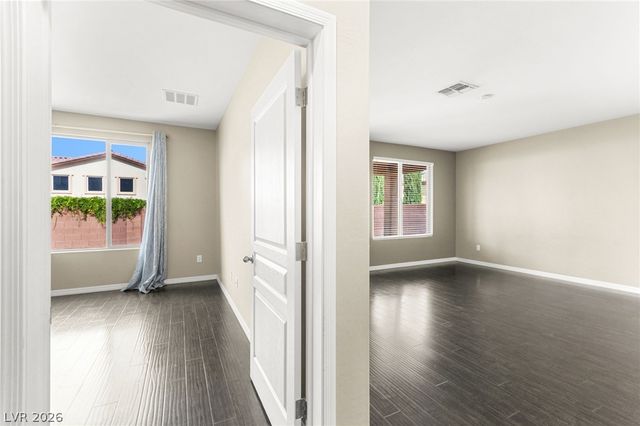 11048 Prairie Grove Road, Las Vegas, NV 89179