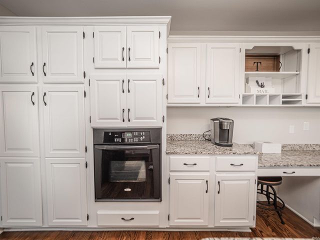 10200 Byron Court, Newburgh, IN 47630