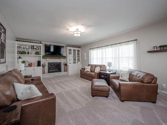 10200 Byron Court, Newburgh, IN 47630