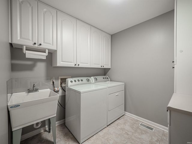 10200 Byron Court, Newburgh, IN 47630