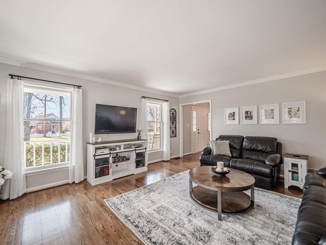 10200 Byron Court, Newburgh, IN 47630