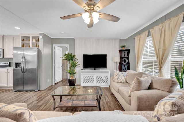 209 Sailwinds Road, Mooresville, NC 28115