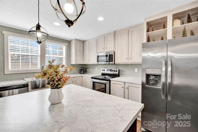 209 Sailwinds Road, Mooresville, NC 28115