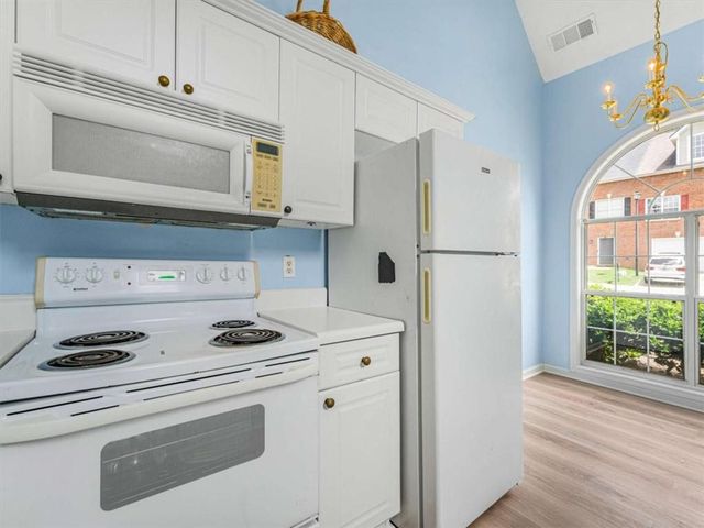 4175 Glen Iris Drive, Cumming, GA 30040