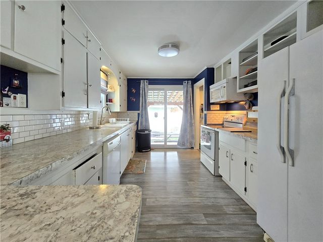 1002 Maple Avenue, Elmira City, NY 14904