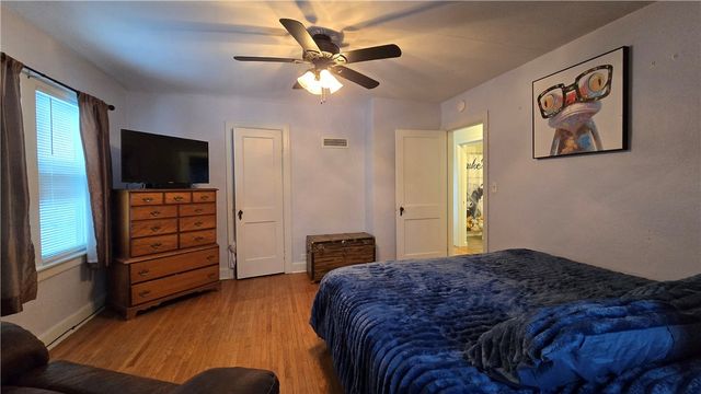 1002 Maple Avenue, Elmira City, NY 14904