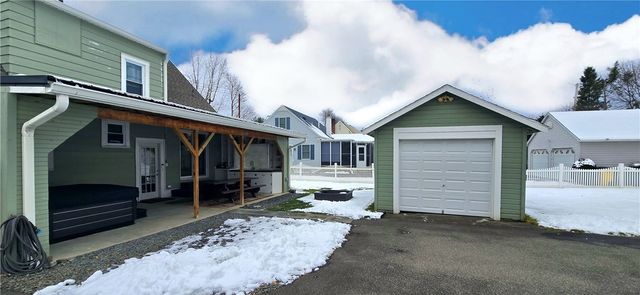 1002 Maple Avenue, Elmira City, NY 14904