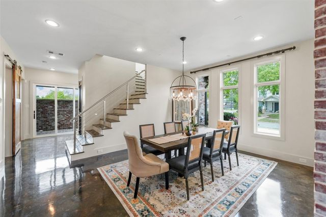 3610 Oak Forest Drive, Houston, TX 77018