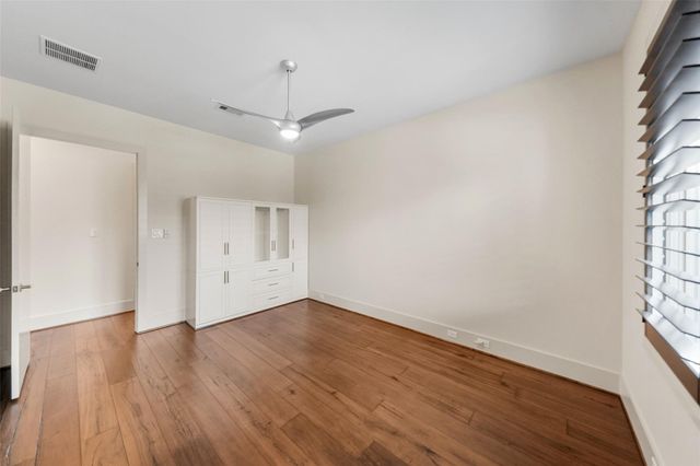 3610 Oak Forest Drive, Houston, TX 77018