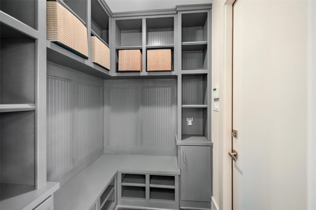 3610 Oak Forest Drive, Houston, TX 77018