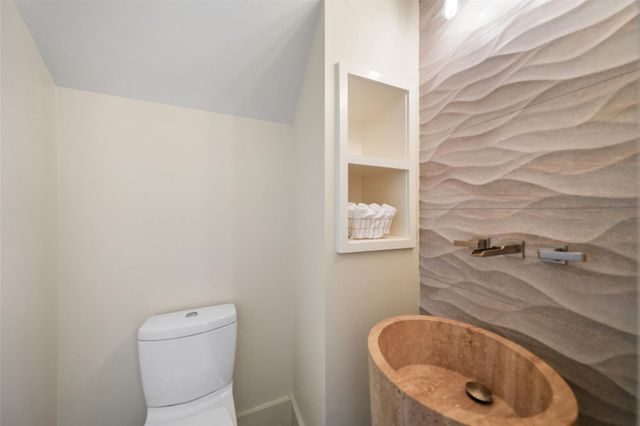 3610 Oak Forest Drive, Houston, TX 77018