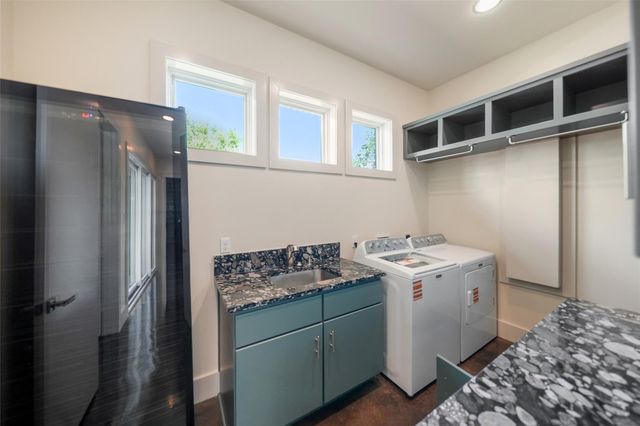 3610 Oak Forest Drive, Houston, TX 77018