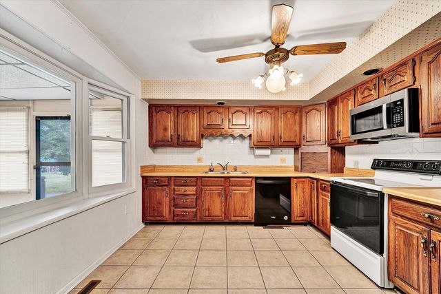 216 Poplar AVE, Salem, VA 24153