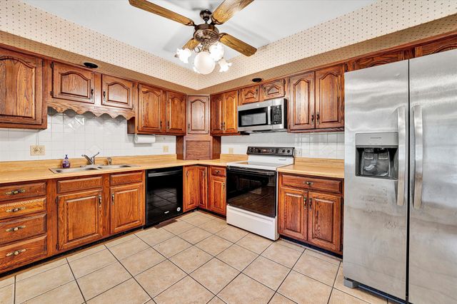 216 Poplar AVE, Salem, VA 24153