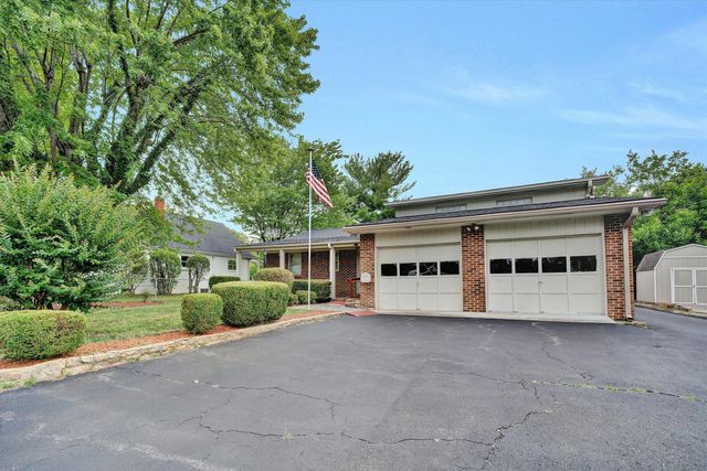 216 Poplar AVE, Salem, VA 24153