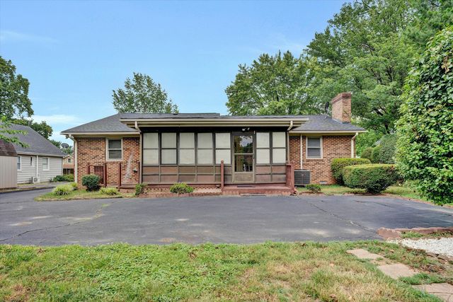 216 Poplar AVE, Salem, VA 24153