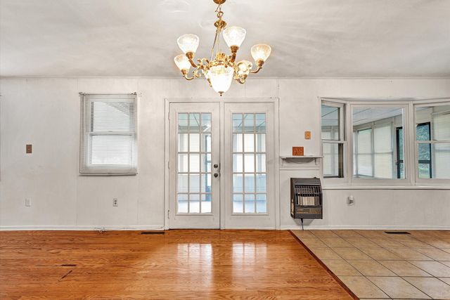 216 Poplar AVE, Salem, VA 24153