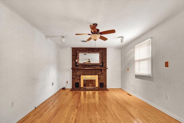 216 Poplar AVE, Salem, VA 24153