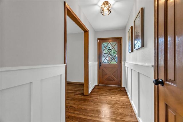 12162 E 39th Terrace S, Independence, MO 64052