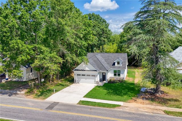 203 Blue Ridge Avenue, Belton, SC 29627