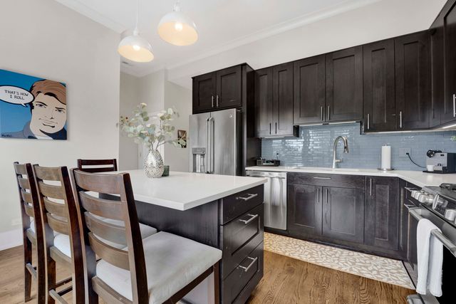 1617 N Hermitage Avenue 3N, Chicago, IL 60622
