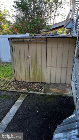 2024 KENNICOTT RD, Windsor Mill, MD 21244