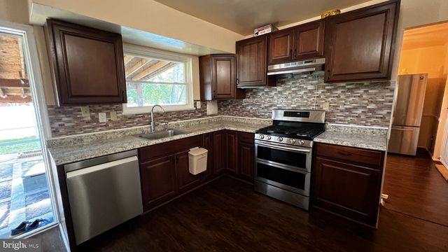 2024 KENNICOTT RD, Windsor Mill, MD 21244