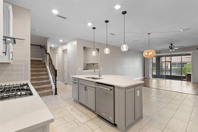 2134 LONG SPUR, Odessa, FL 33556