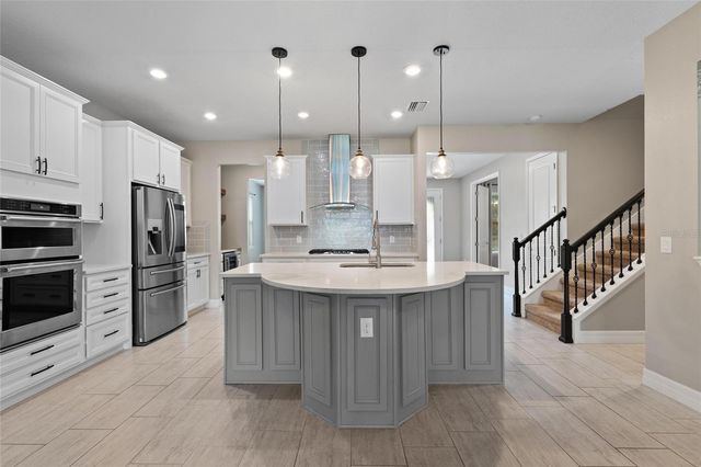 2134 LONG SPUR, Odessa, FL 33556