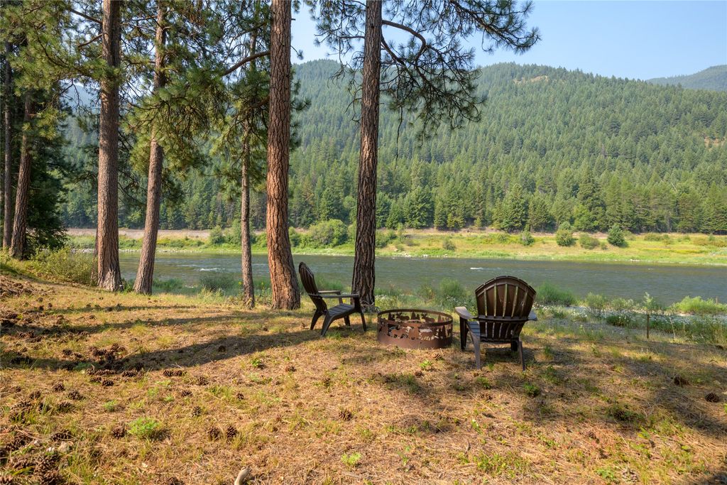 304 Quarter Circle Cross Drive, St Regis, MT 59866 photo 2