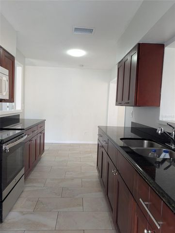 7328 KINGSBURY CIRCLE, Tampa, FL 33610