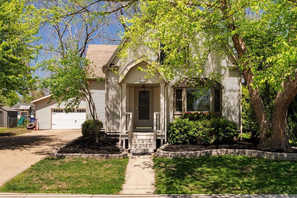 1702 Highland Avenue, Janesville, WI 53548