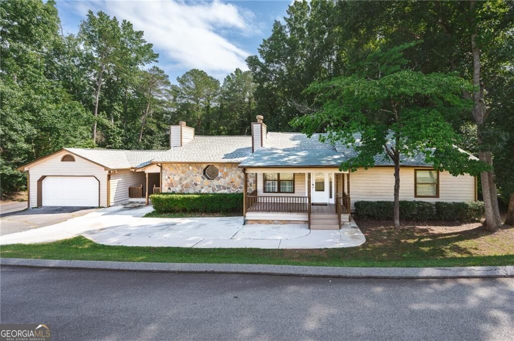 1929 Sharon Road, Cumming, GA 30041