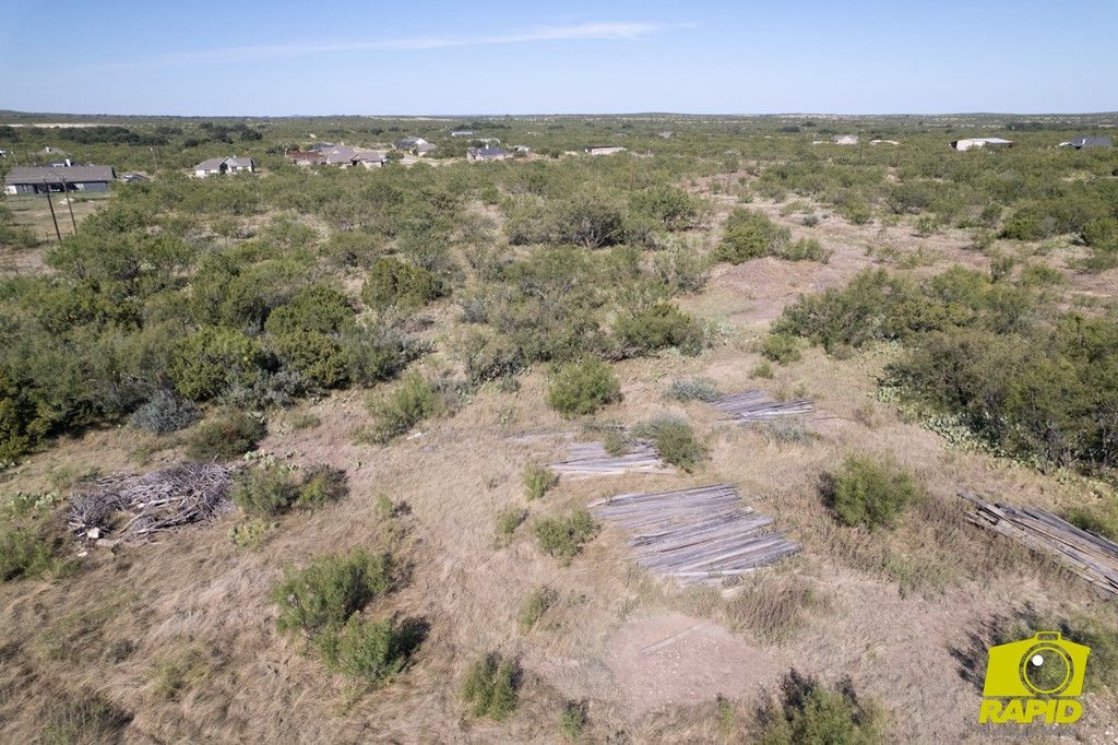 Image 6 of property listing at 17075 Caballo Blanco Lane, Christoval, TX 76935