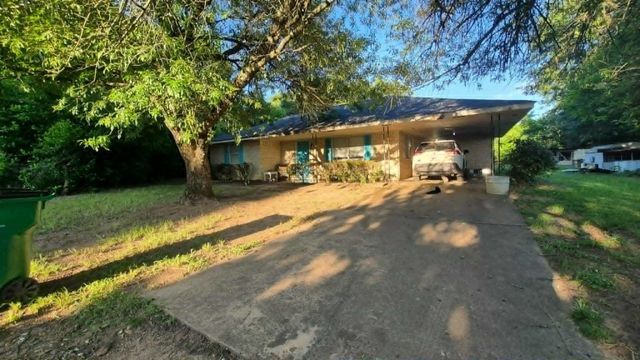620 Sandy Lane Lane, Grapeland, TX 75844