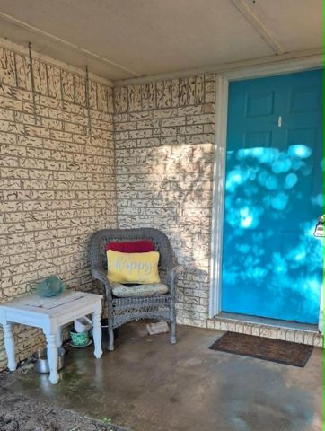 620 Sandy Lane Lane, Grapeland, TX 75844