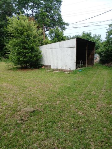 620 Sandy Lane Lane, Grapeland, TX 75844