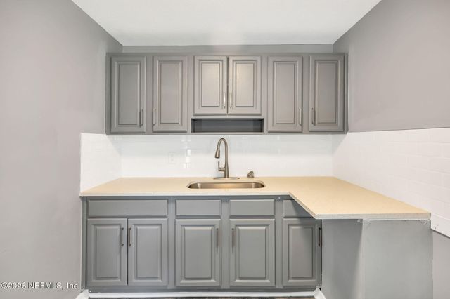 2467 25TH Street W, Jacksonville, FL 32209