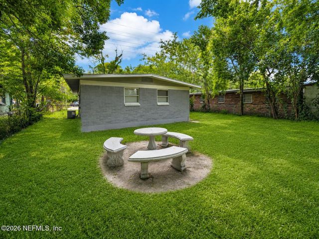 2467 25TH Street W, Jacksonville, FL 32209