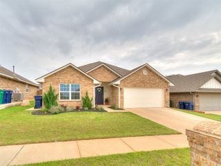 9441 NW 87th Place, Yukon, OK 73099