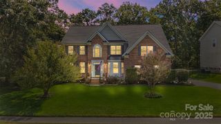 11118 Persimmon Creek Drive, Mint Hill, NC 28227